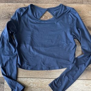 P’tula Long Sleeve Navy workout top medium